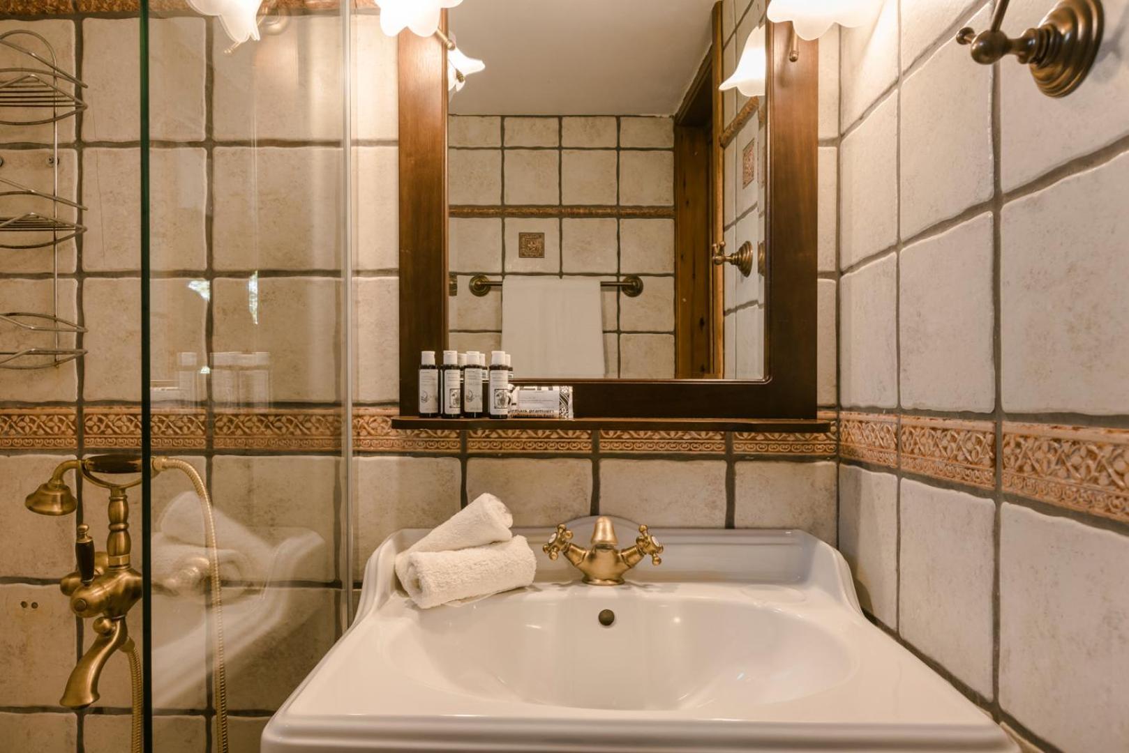 Eleonas Houses - Kardamili'S Acqua Bliss Экстерьер фото